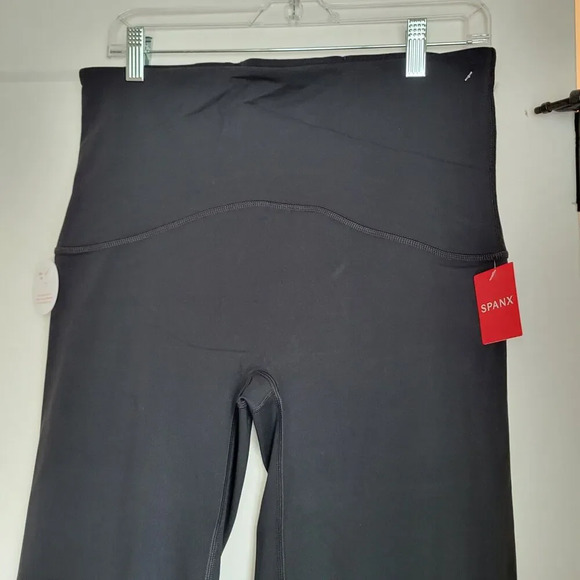 New Spanx Booty Boost Flare Yoga Pants Black Size XL NWT - Picture 13 of 16